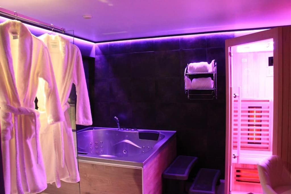 L'Ecrin Duplex Balneo & Sauna Труа Экстерьер фото